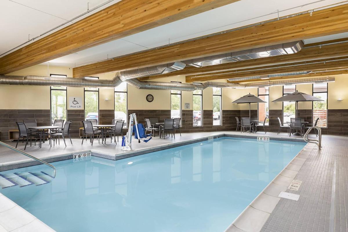 Fairfield Inn & Suites by Marriott Minneapolis North/Blaine - Housity