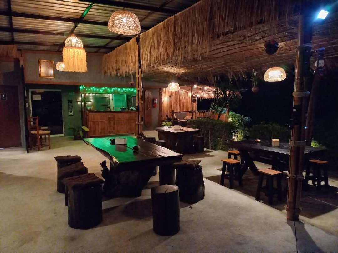 Siam Flora Resort Koh Lanta - Housity