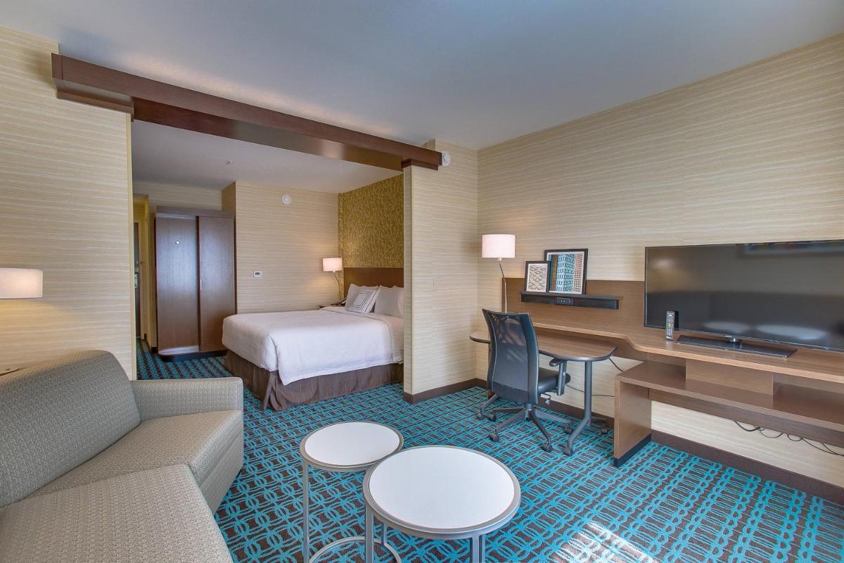 Fairfield Inn & Suites By Marriott Wichita East - Housity