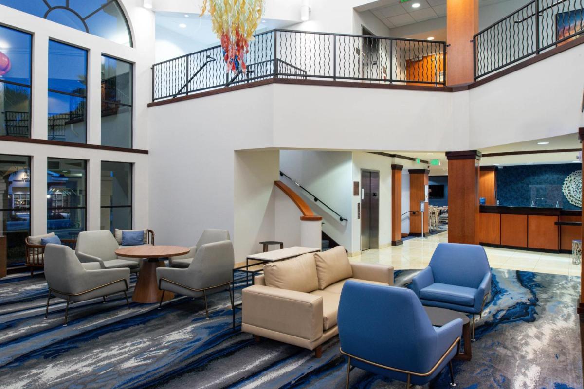 Fairfield Inn & Suites Santa Cruz - Capitola - Housity