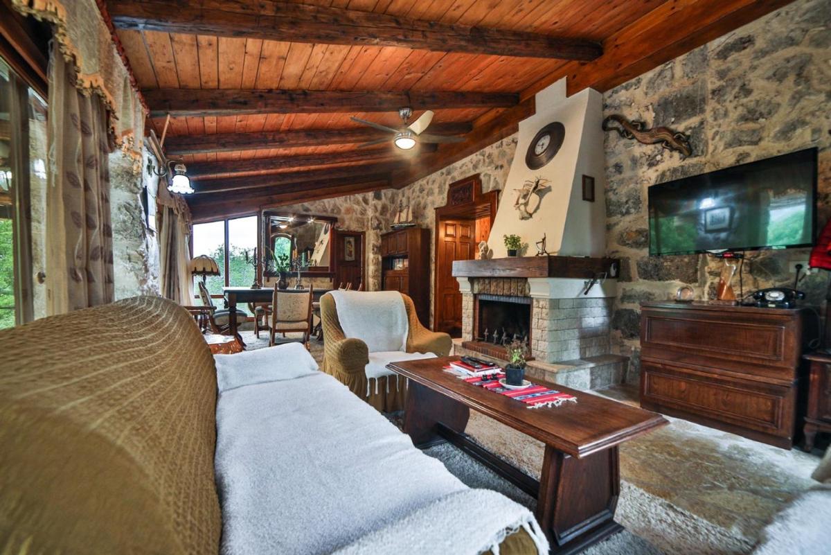 Royal Villa Ana - Housity