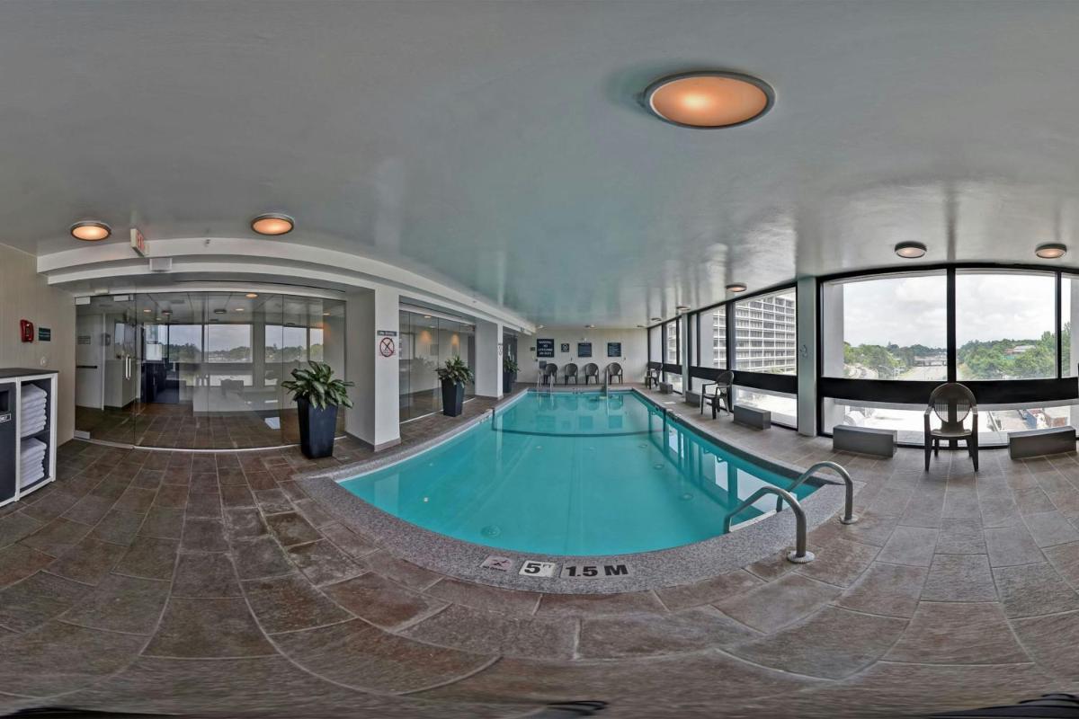 Four Points by Sheraton Boston Newton - Housity