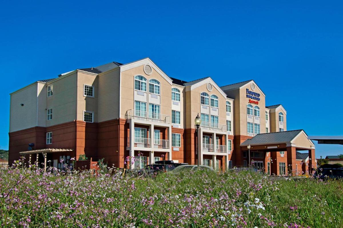 Fairfield Inn & Suites by Marriott Fairfield Napa Valley Area - Housity