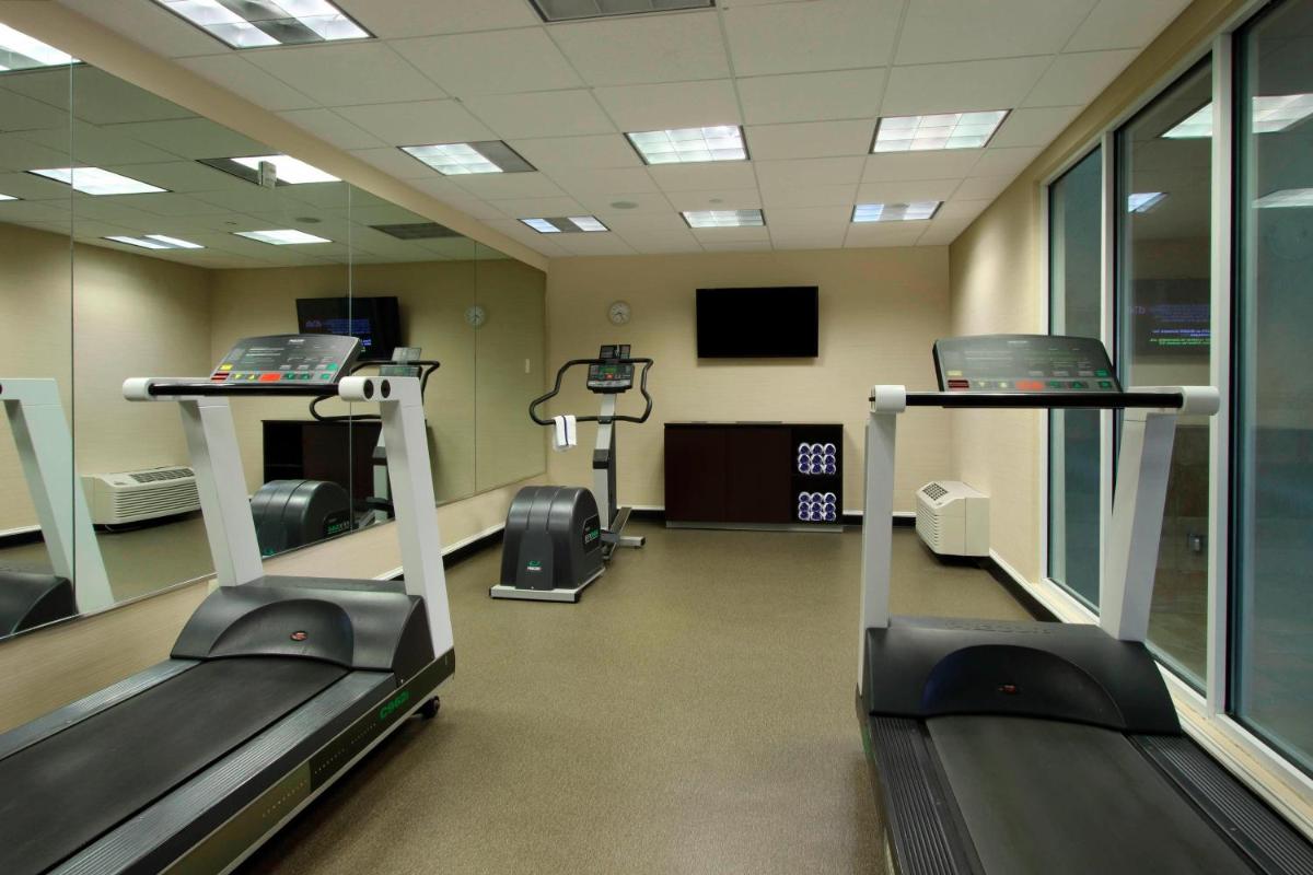Fairfield Inn & Suites by Marriott Fairfield Napa Valley Area - Housity