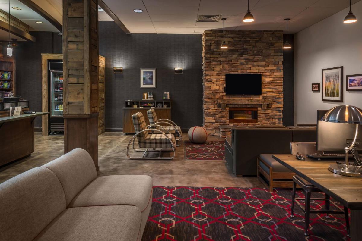 Four Points by Sheraton Juneau - Housity