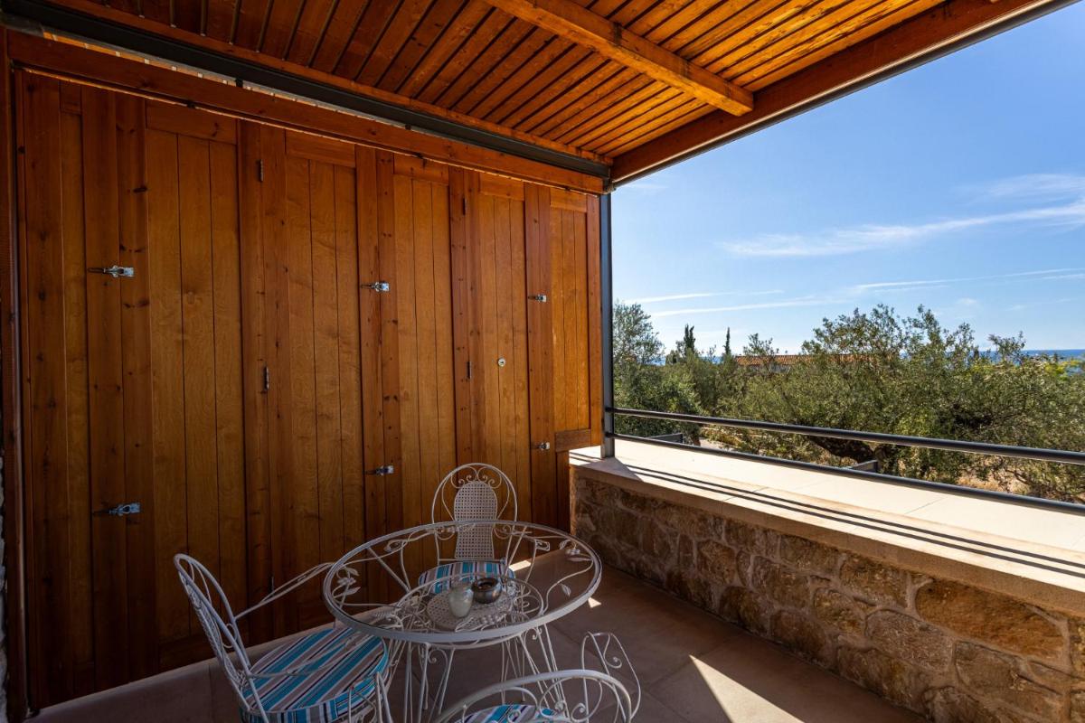 Lithos Guesthouse Kardamili - Housity