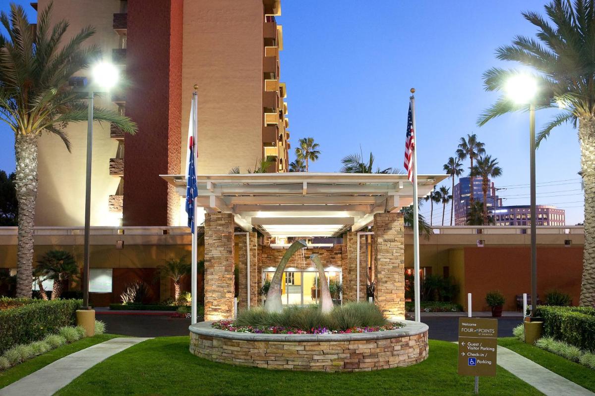 Four Points by Sheraton Los Angeles Westside - Housity