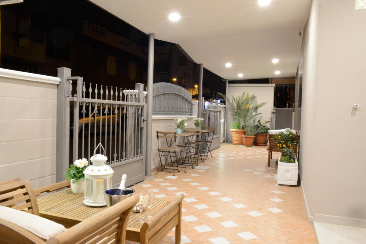 B&B Mediterranea Sea House - Housity