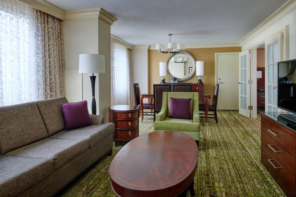 Cleveland Marriott Downtown at Key Tower - Hizvo
