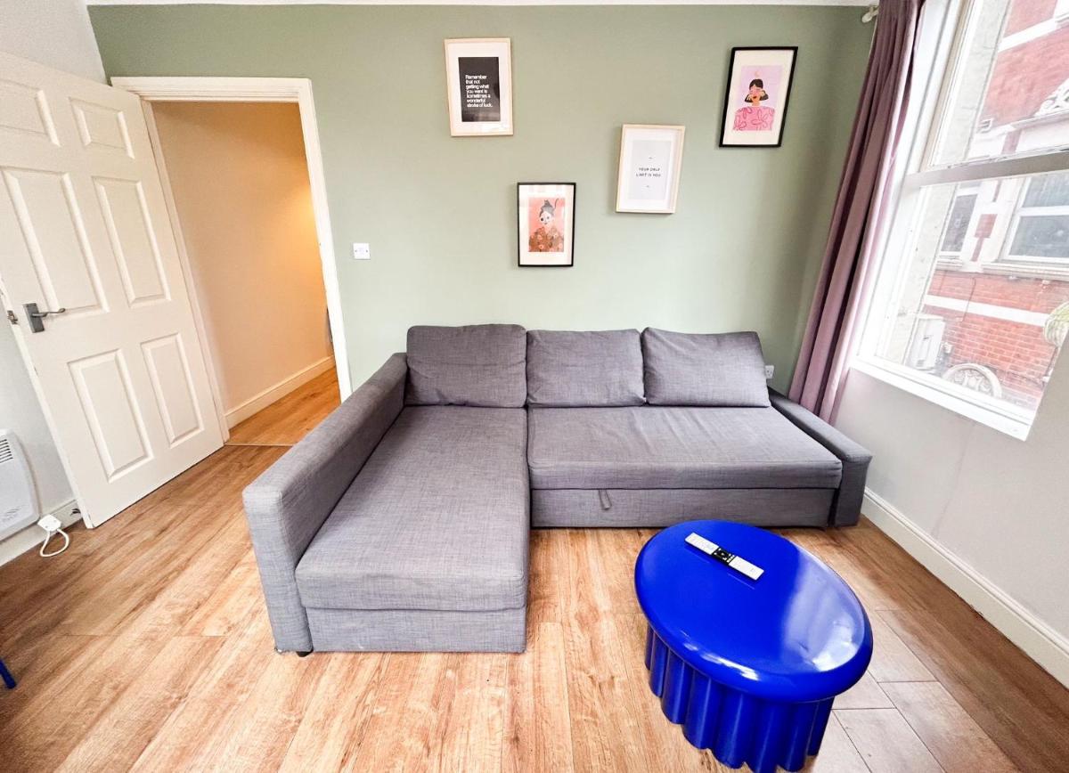 GRANBY APARTMENTS - Housity