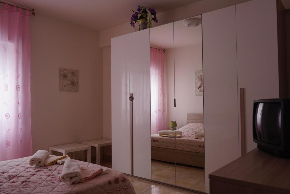 Casa Vacanze 2 bedrooms DIMORA DEL VIANDANTE - Housity