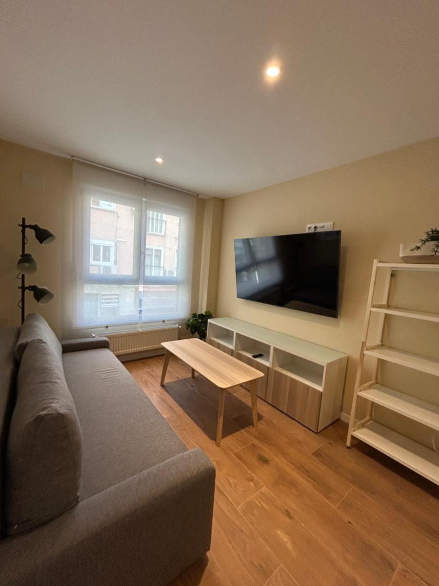 Apartamentos Turisticos Aeropuerto Barajas - Housity