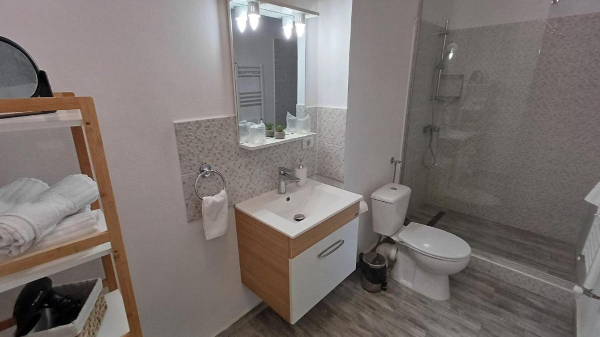 Neferprod Apartments - IS - CAM 04 - Housity