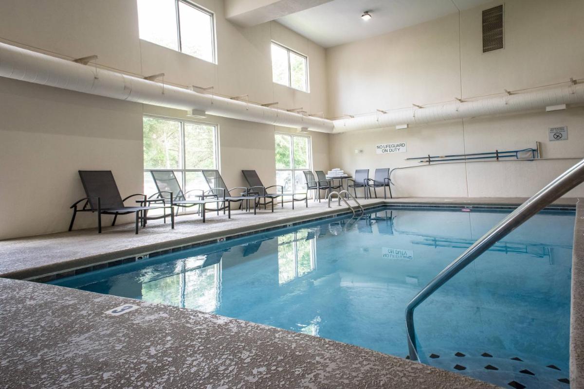 Fairfield Inn & Suites by Marriott Knoxville/East - Housity