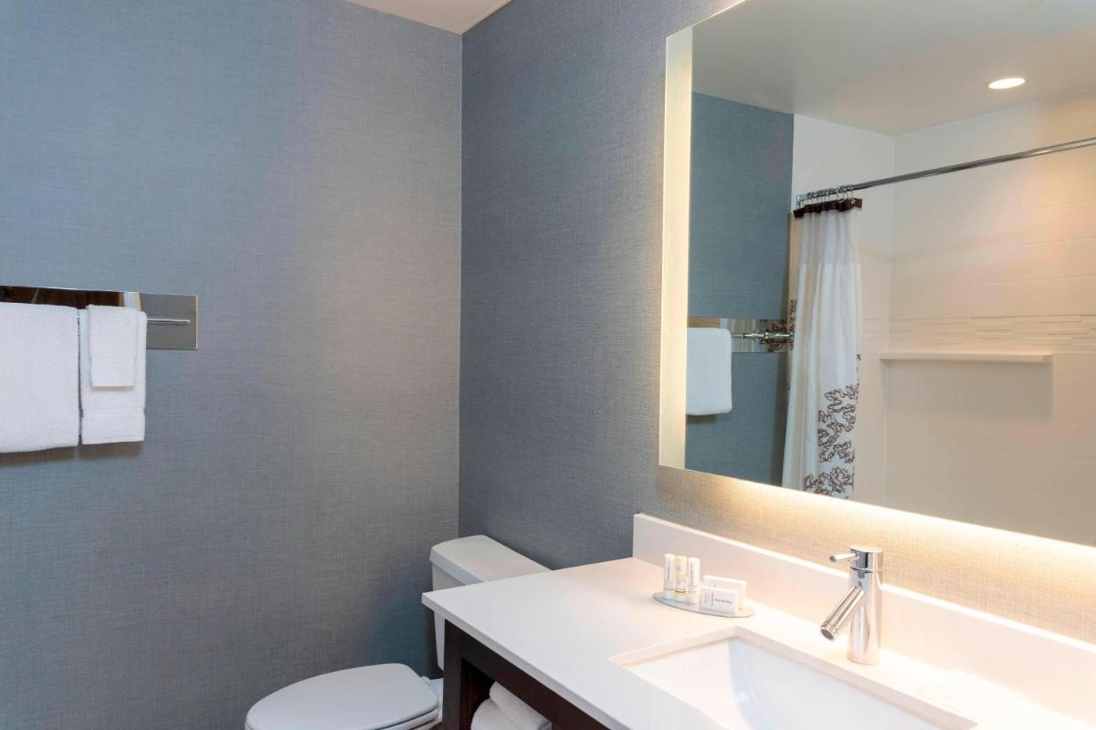 Residence Inn by Marriott Akron South/Green - Housity
