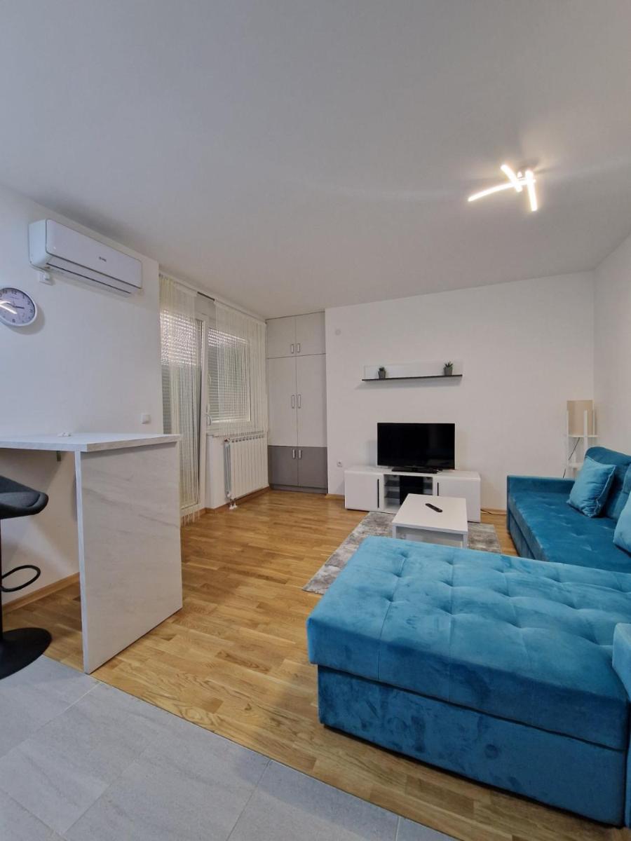 Apartmani Stan na dan 34 - Housity