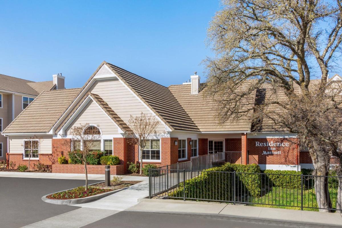 Residence Inn by Marriott Roseville - Housity