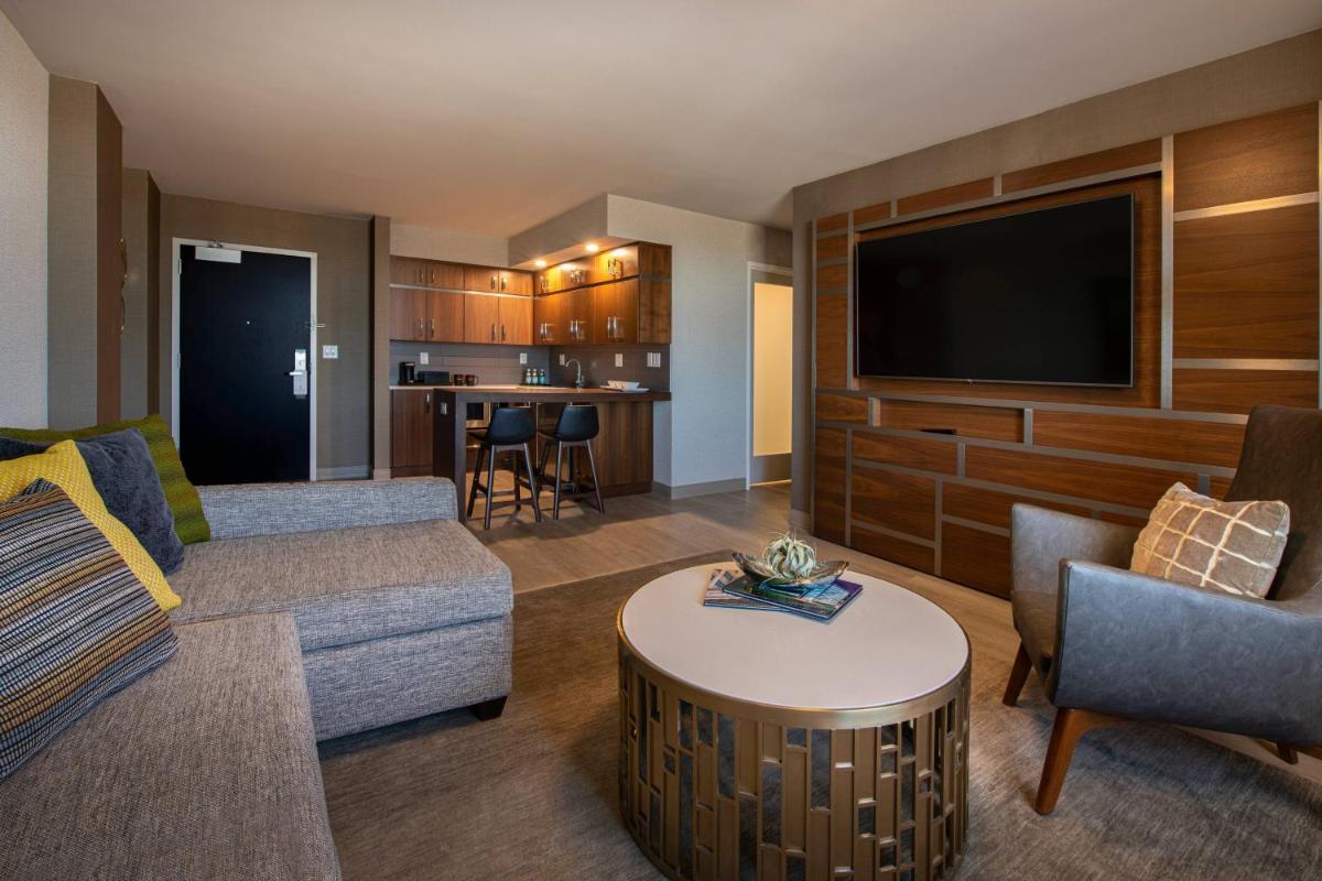 Wichita Marriott - Hizvo