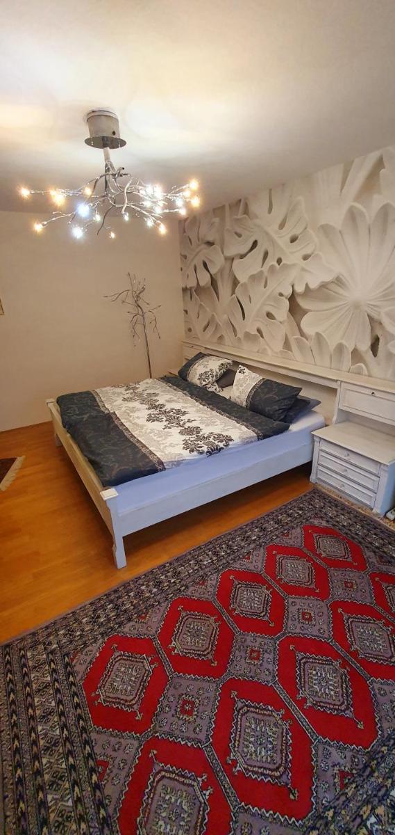 Romantico One - Housity