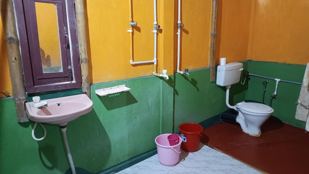 Jyoti Home Bamboo Garden Lodge - Housity
