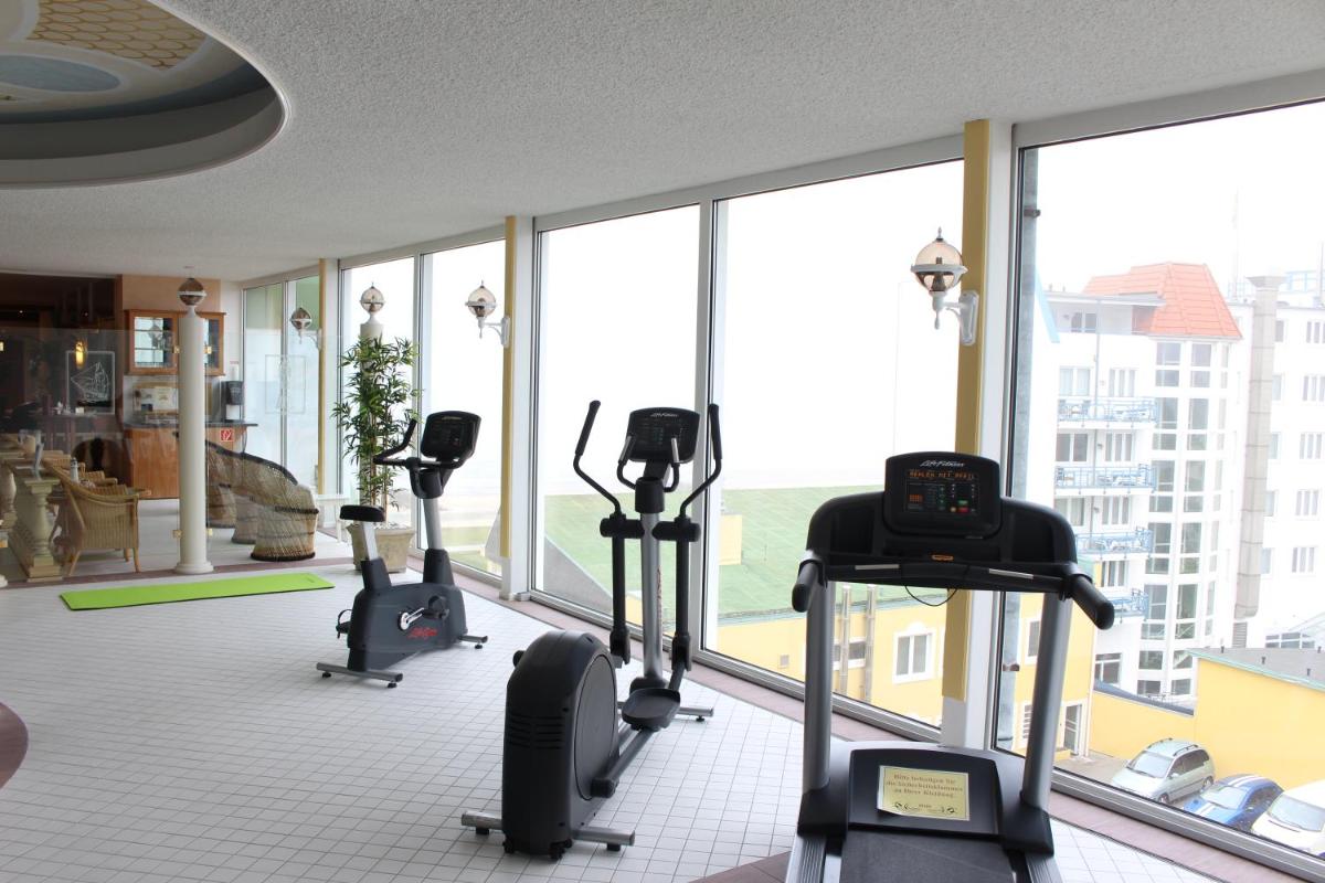 Das Fitnesscenter und/oder die Fitnesseinrichtungen in der Unterkunft Hotel Strandperle