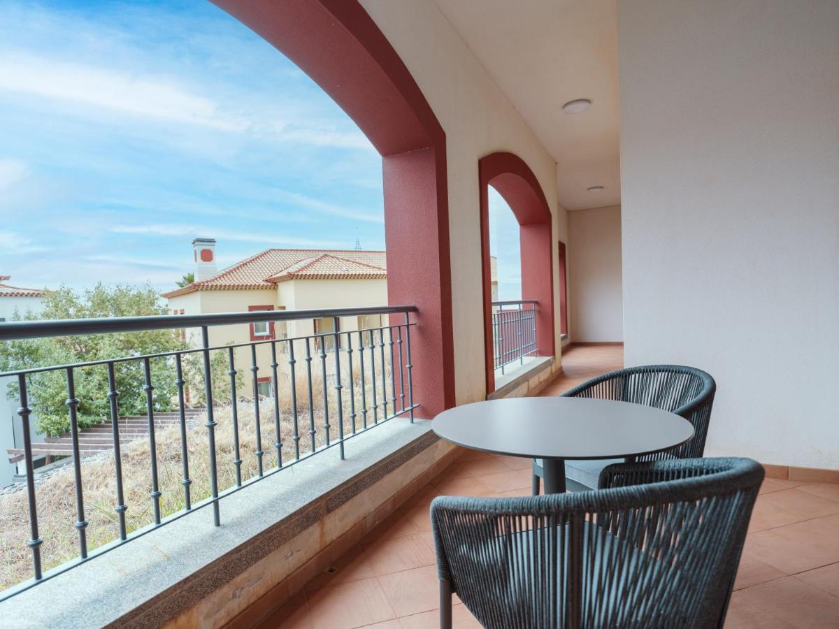 Uma varanda ou terraço em Dreams Madeira Resort Spa & Marina