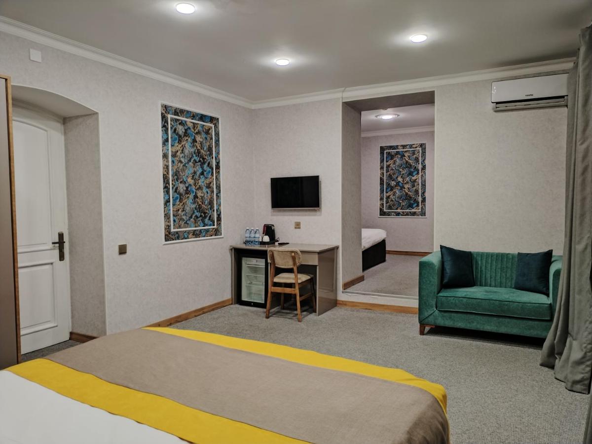 Pera Hotel Baku - Housity