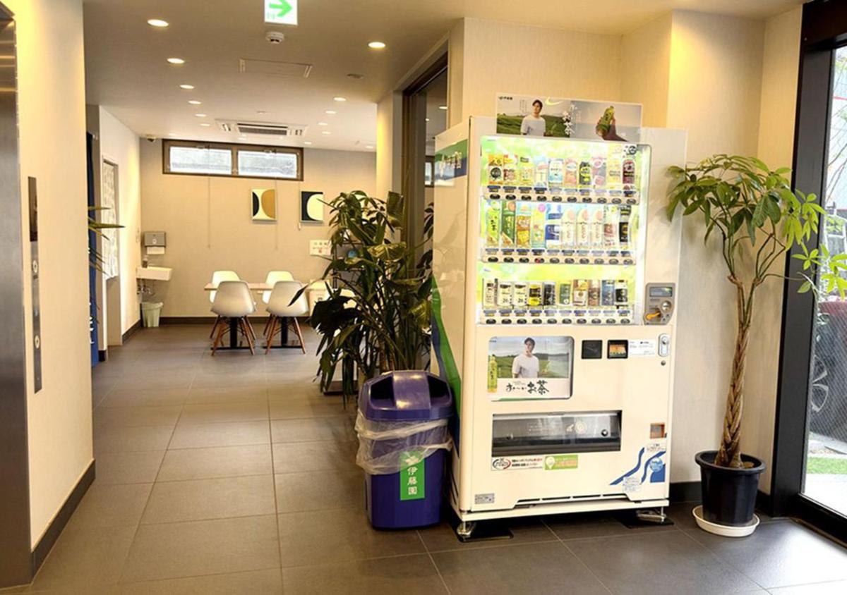 Floral Hotel · SakaisuJi-Honmachi Osaka - Housity