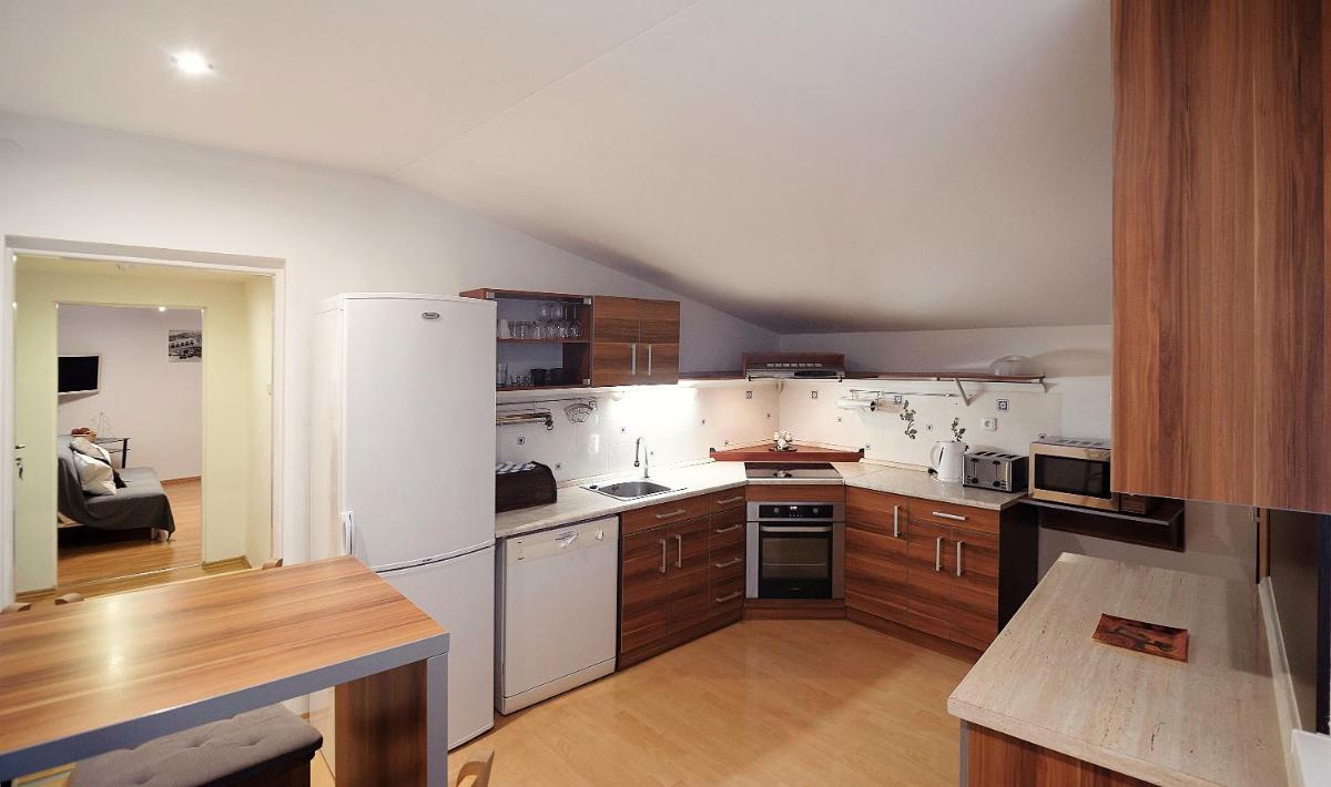 Apartmány Hillfort - Housity