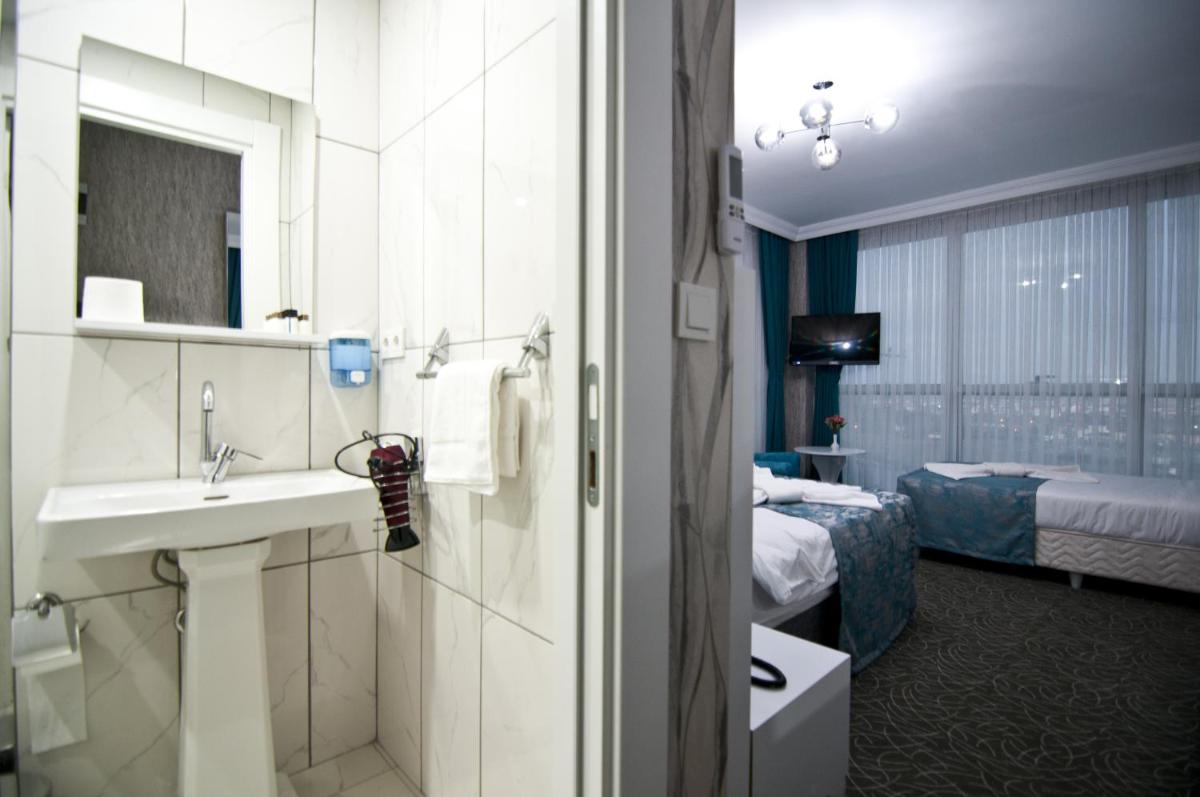 Hill Life Hotel - Housity