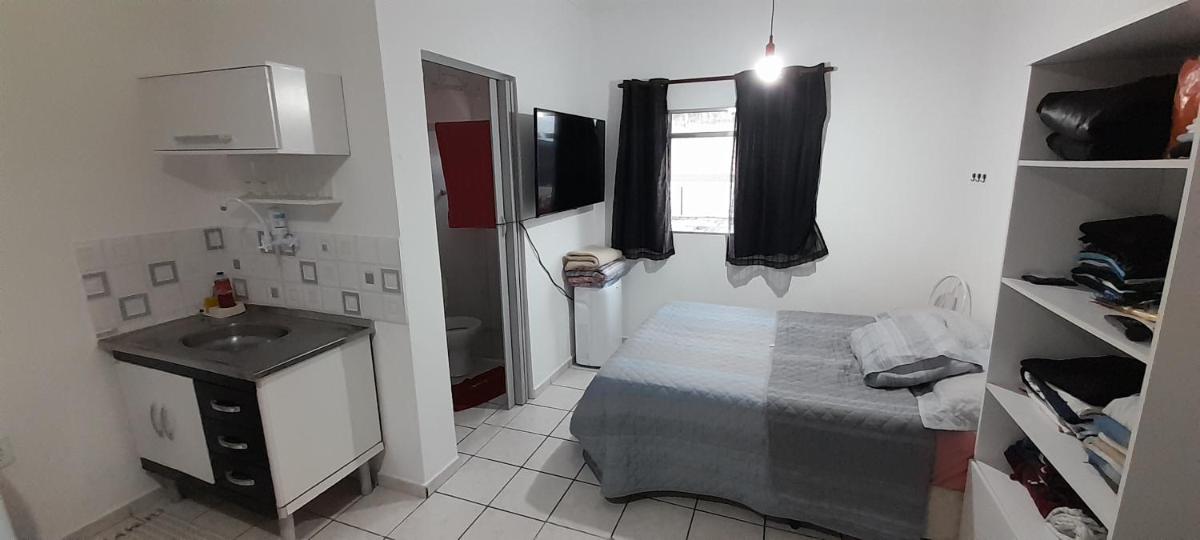 Flat no centro de pindamonhangaba - Housity