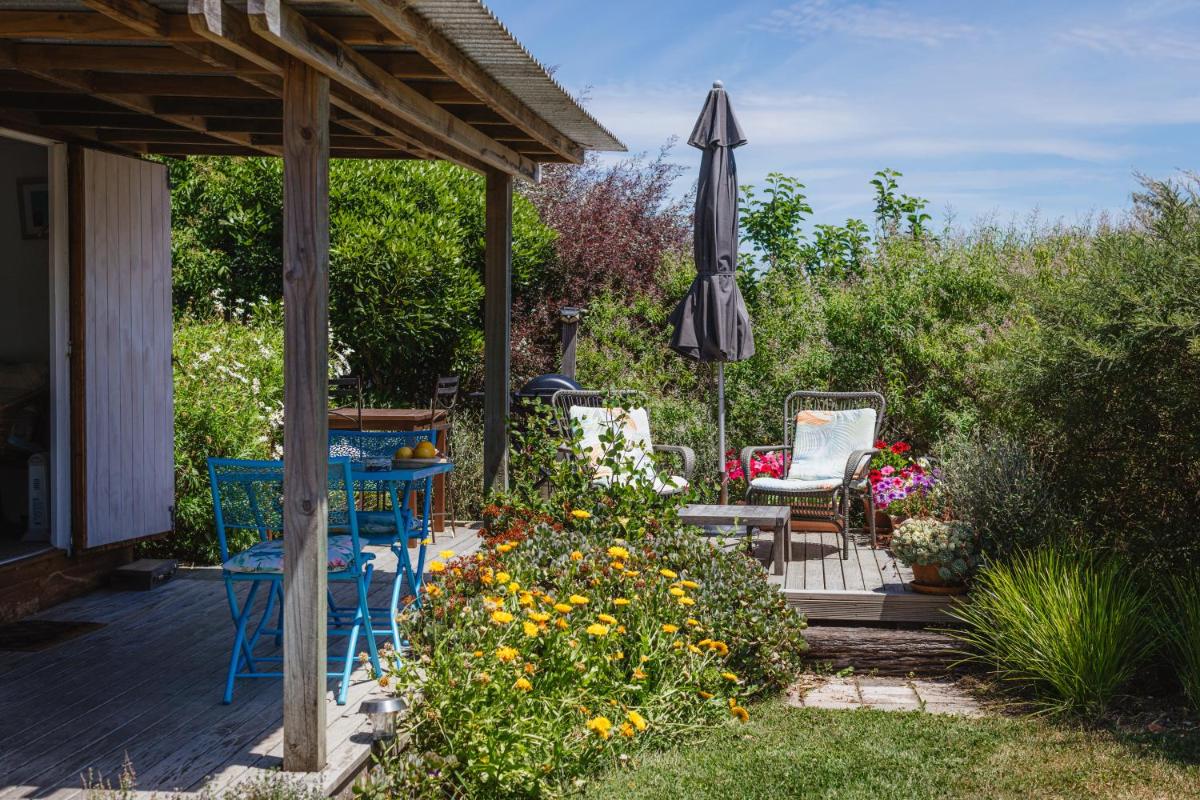 Haumoana Herb Cottage - Housity