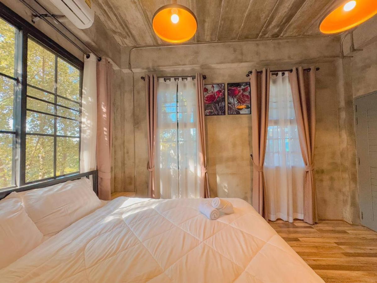 Moon Heart Village Khao Yai Pool Villa - Housity