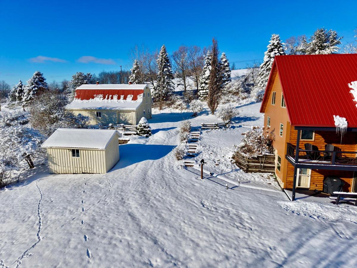 Ischua Ridge Ellicottville Private Resort. Ski, Explore, Rest! - Housity