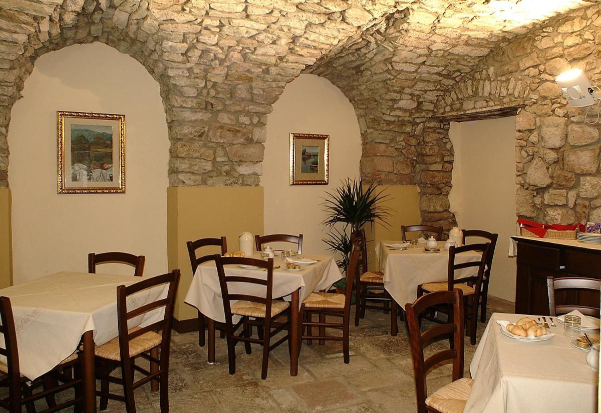 Corte Fiorita Albergo Diffuso - Housity