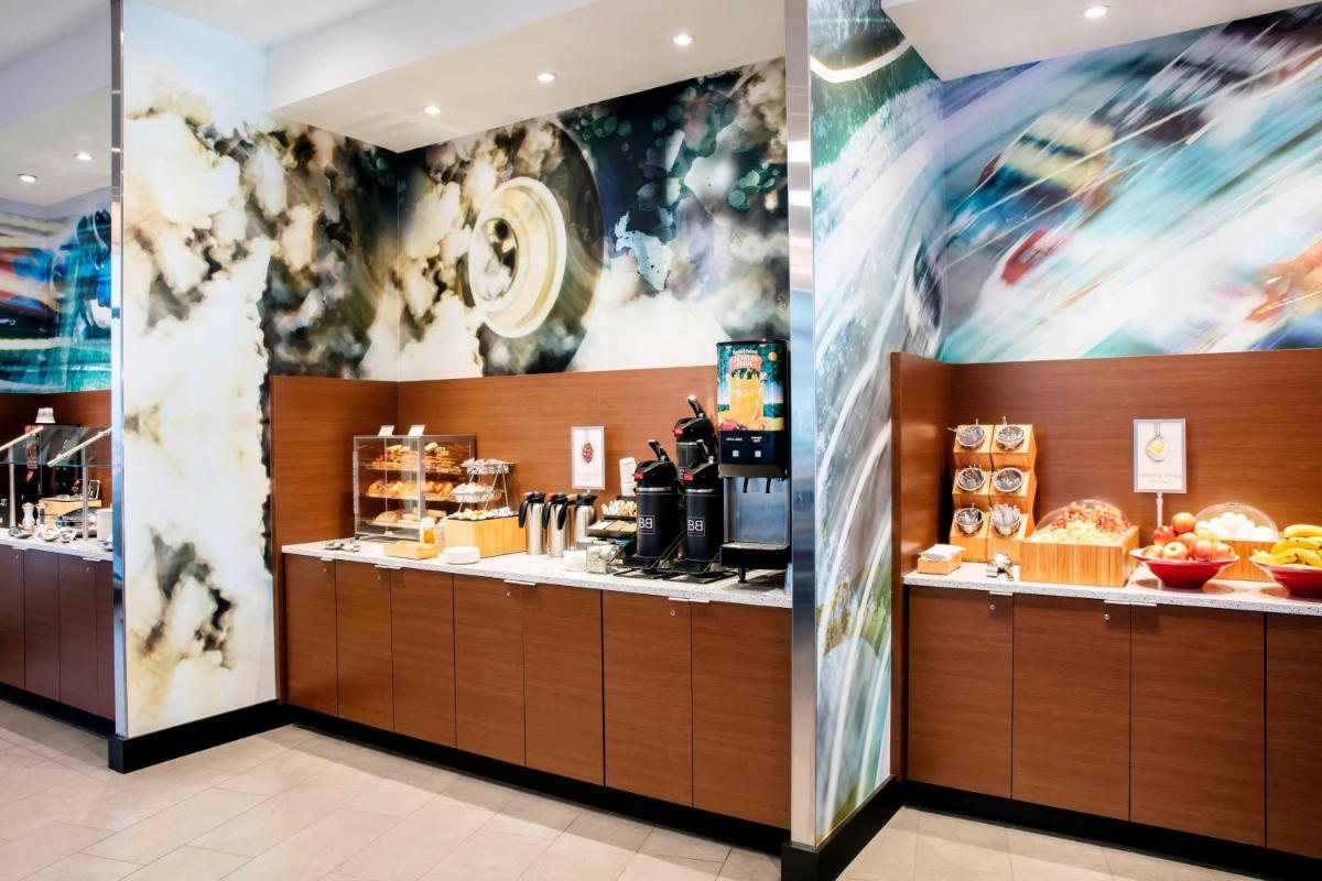 Fairfield Inn & Suites by Marriott Daytona Beach Speedway/Airport - Housity