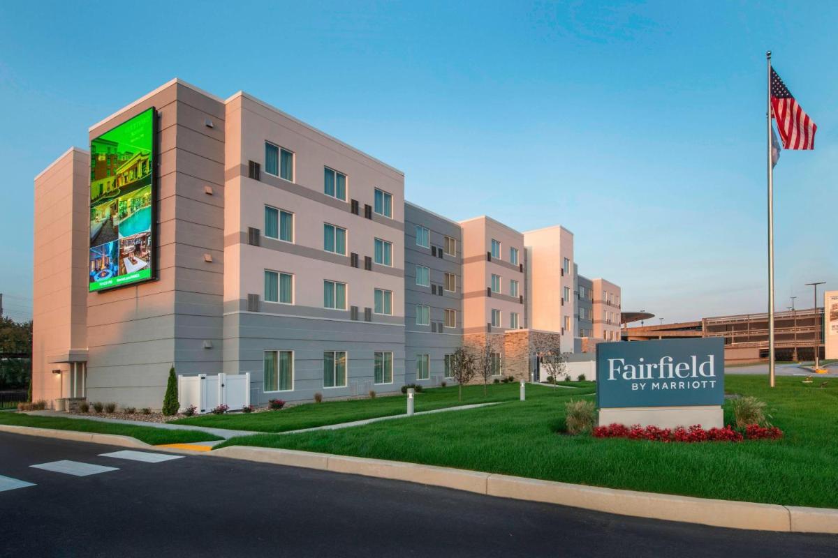 Fairfield Inn & Suites by Marriott Harrisburg International Airport - Housity