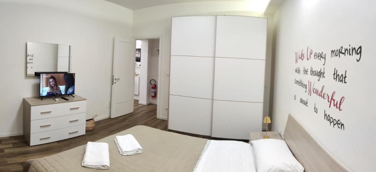 Appartamento Roma Casa Vacanza Sea House Rome 50 metri dal mare - Housity