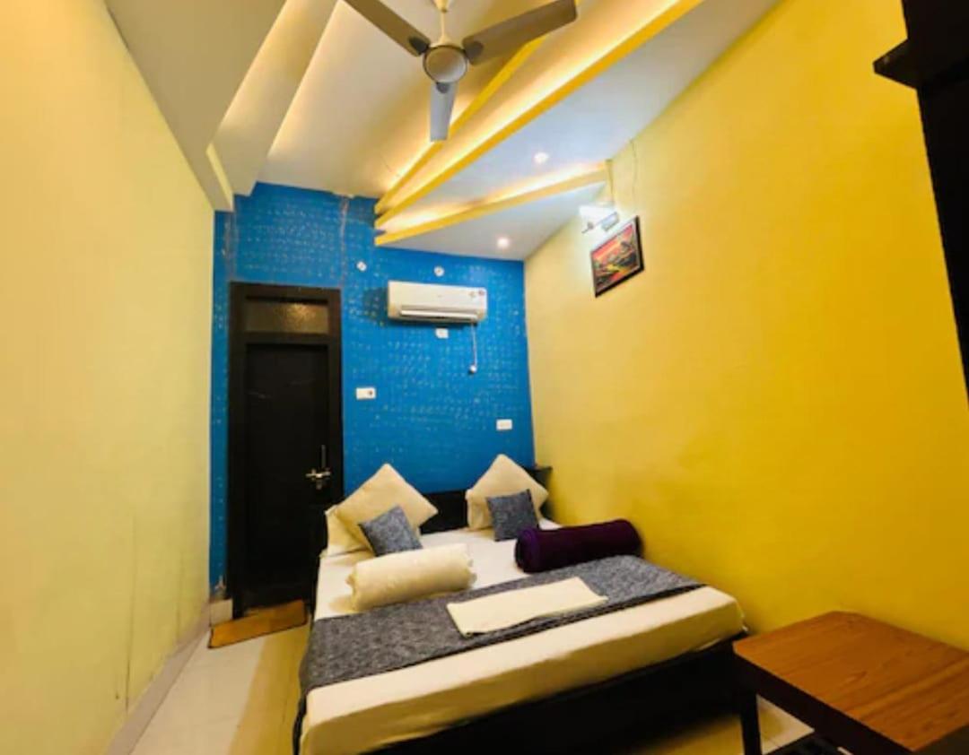 Hotel Ashoka Grand - Housity
