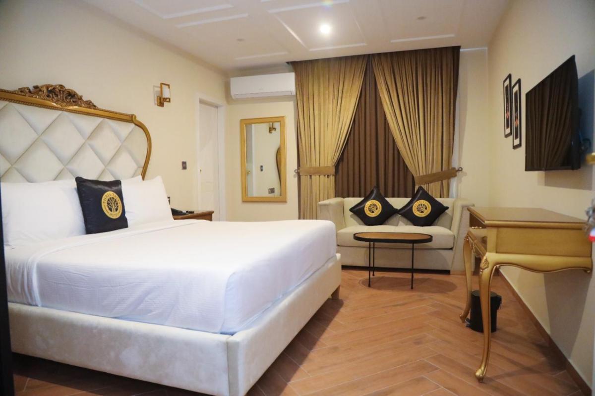 THREE TREE Signature Hotel - G7 Markaz Islamabad - Hizvo