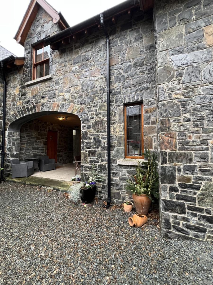 Courtyard Loft Armagh City - Housity