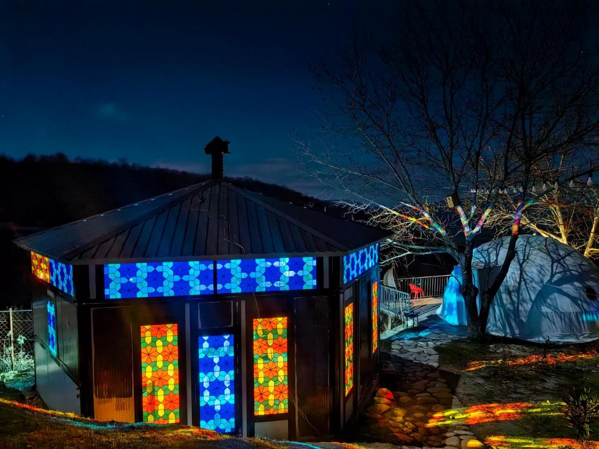 Dream Domes Luxury Glamping Tents - Housity