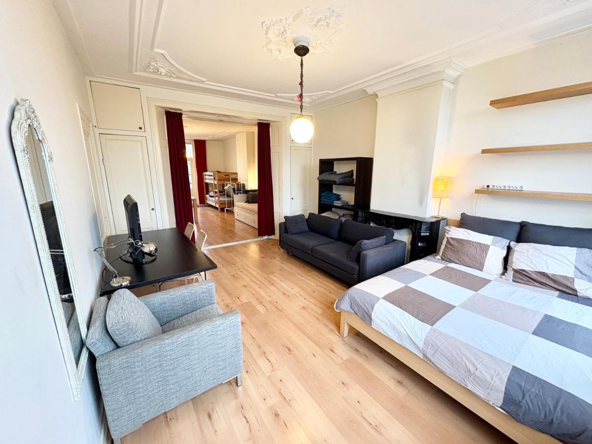 Dutch style canal house - Housity