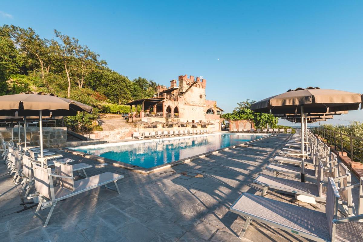Ippotur Medieval Resort - Housity