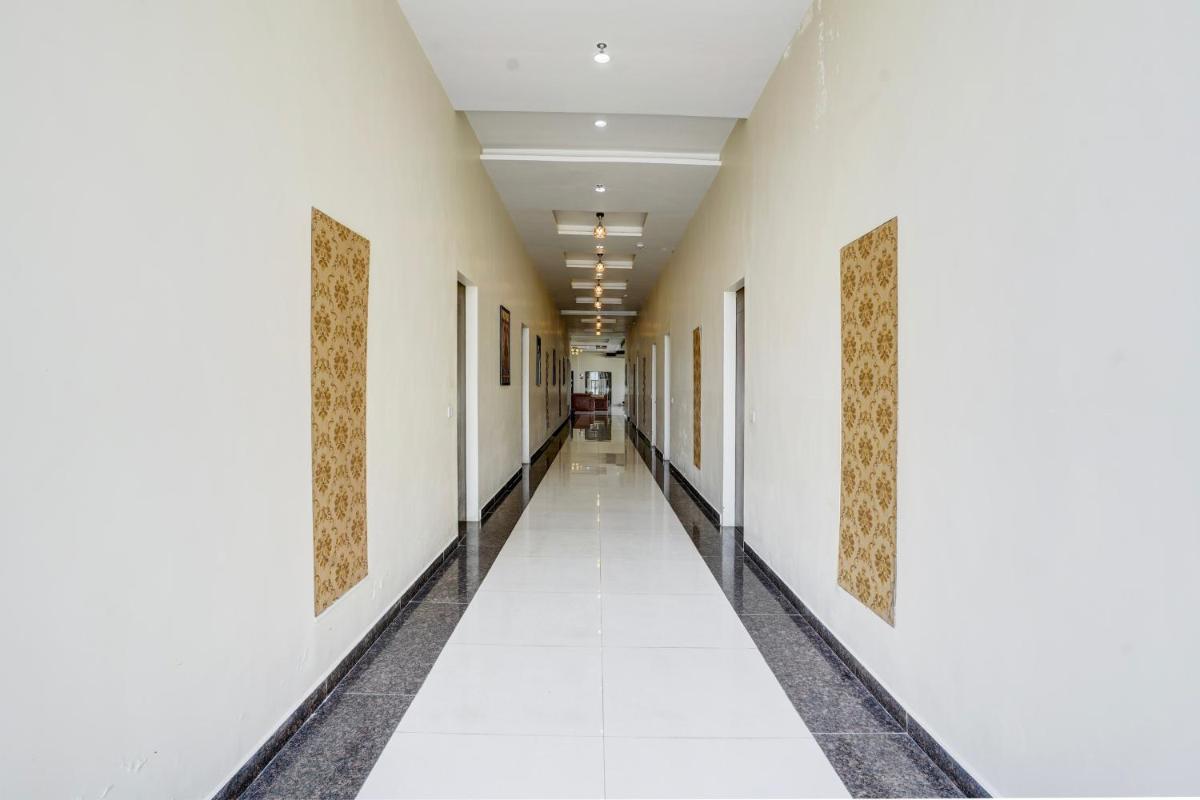 Hotel Amrit Manthan - Housity
