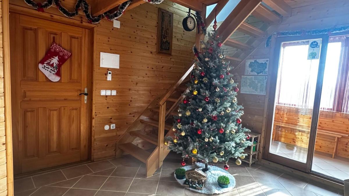 Ruralna kuća za odmor RAJSKI MIR - Housity