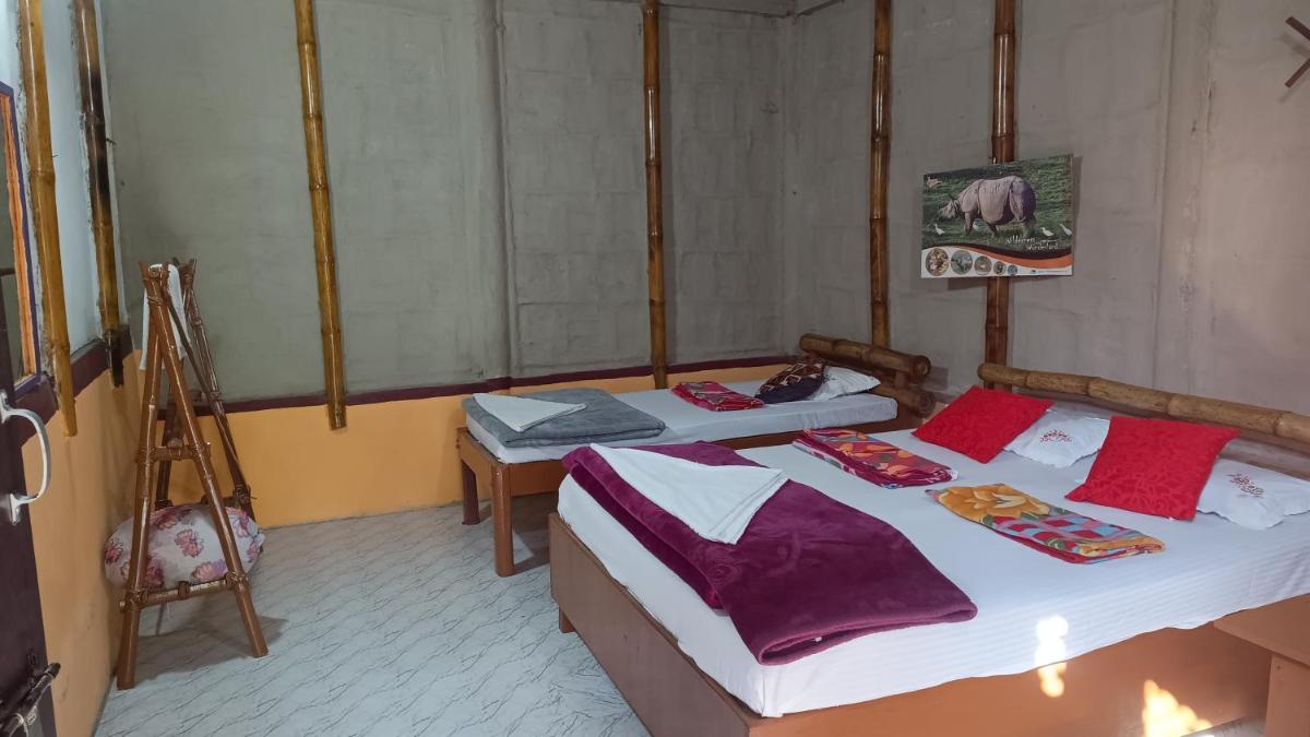 Jyoti Home Bamboo Garden Lodge - Housity