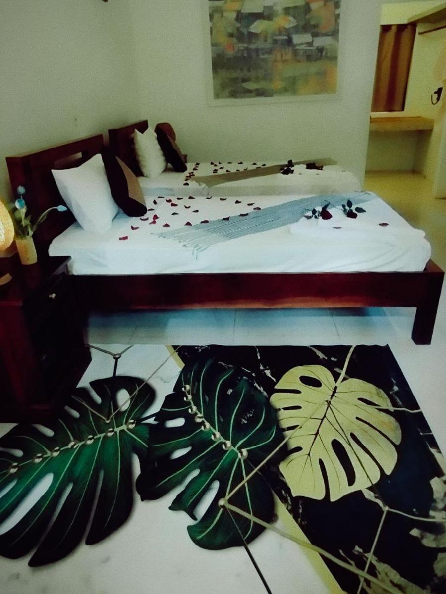 River and villa - Housity