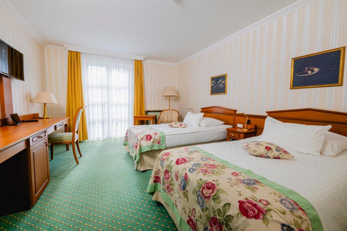 Hotel am Schlosspark - Housity