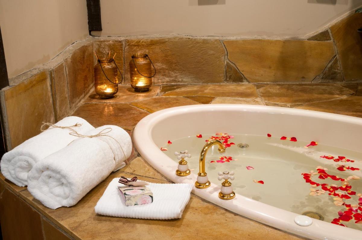Aquila Nova Resort - Housity